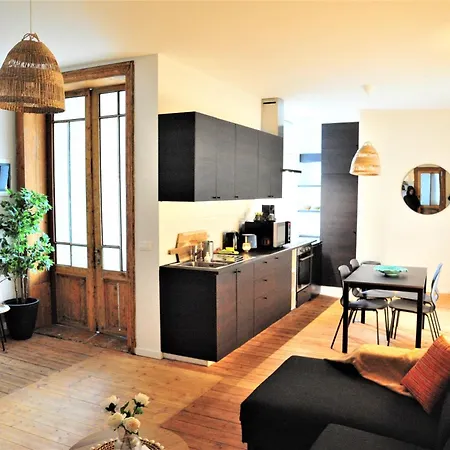 Boho - 2 Bedrooms * Anversa