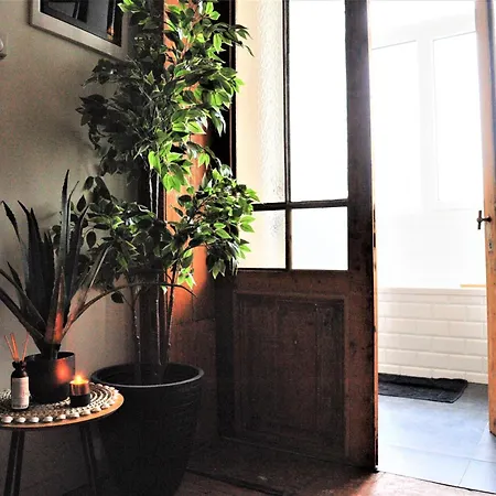 Boho - 2 Bedrooms *